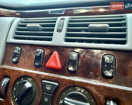 Сірий Мерседес Е-Клас, об'ємом двигуна 2.2 л та пробігом 340 тис. км за 3850 $, фото 50 на Automoto.ua