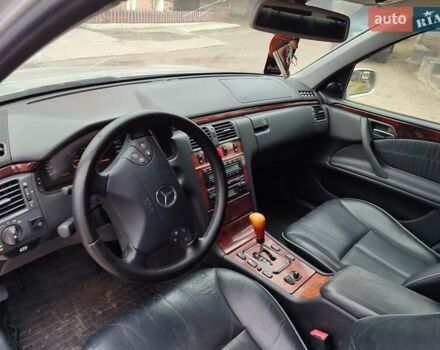 Сірий Мерседес Е-Клас, об'ємом двигуна 2.4 л та пробігом 339 тис. км за 2900 $, фото 7 на Automoto.ua