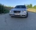 Серый Мерседес Е-Класс, объемом двигателя 4.3 л и пробегом 510 тыс. км за 4300 $, фото 1 на Automoto.ua