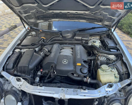 Серый Мерседес Е-Класс, объемом двигателя 2.6 л и пробегом 300 тыс. км за 2450 $, фото 14 на Automoto.ua