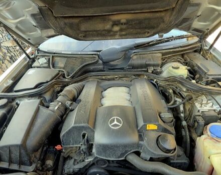 Серый Мерседес Е-Класс, объемом двигателя 2.4 л и пробегом 178 тыс. км за 3500 $, фото 9 на Automoto.ua