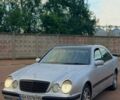 Серый Мерседес Е-Класс, объемом двигателя 2.15 л и пробегом 400 тыс. км за 3000 $, фото 1 на Automoto.ua