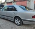 Сірий Мерседес Е-Клас, об'ємом двигуна 2 л та пробігом 389 тис. км за 4000 $, фото 7 на Automoto.ua