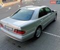 Сірий Мерседес Е-Клас, об'ємом двигуна 2 л та пробігом 424 тис. км за 4800 $, фото 1 на Automoto.ua