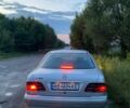 Сірий Мерседес Е-Клас, об'ємом двигуна 2 л та пробігом 408 тис. км за 2500 $, фото 1 на Automoto.ua