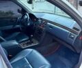 Сірий Мерседес Е-Клас, об'ємом двигуна 2 л та пробігом 359 тис. км за 3699 $, фото 11 на Automoto.ua