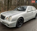 Серый Мерседес Е-Класс, объемом двигателя 2.4 л и пробегом 499 тыс. км за 2500 $, фото 1 на Automoto.ua