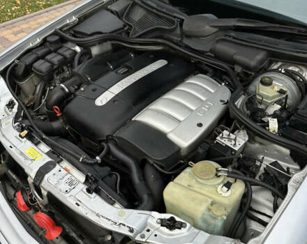 Мерседес Е-Клас 2000 у Сторожинце на Automoto.ua Сірий Мерседес Е-Клас, об'ємом двигуна 2.7 л та пробігом 346 тис. км за 5200 $, фото 31 на Automoto.ua