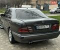 Сірий Мерседес Е-Клас, об'ємом двигуна 2.2 л та пробігом 340 тис. км за 3850 $, фото 27 на Automoto.ua