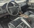 Серый Мерседес Е-Класс, объемом двигателя 2.4 л и пробегом 525 тыс. км за 2699 $, фото 8 на Automoto.ua