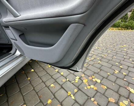 Серый Мерседес Е-Класс, объемом двигателя 2 л и пробегом 88 тыс. км за 10500 $, фото 53 на Automoto.ua