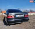 Серый Мерседес Е-Класс, объемом двигателя 2.1 л и пробегом 300 тыс. км за 6000 $, фото 10 на Automoto.ua