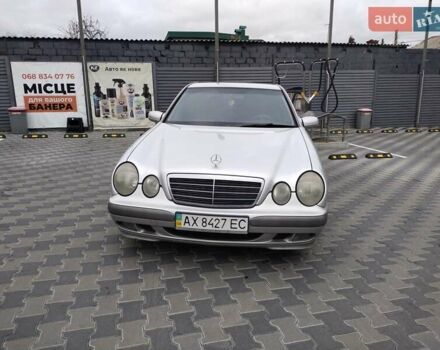 Сірий Мерседес Е-Клас, об'ємом двигуна 2 л та пробігом 530 тис. км за 2500 $, фото 2 на Automoto.ua