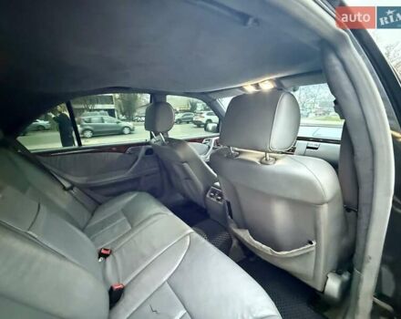 Сірий Мерседес Е-Клас, об'ємом двигуна 2.2 л та пробігом 340 тис. км за 3850 $, фото 60 на Automoto.ua