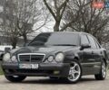 Сірий Мерседес Е-Клас, об'ємом двигуна 2.2 л та пробігом 340 тис. км за 3850 $, фото 13 на Automoto.ua