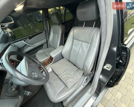 Сірий Мерседес Е-Клас, об'ємом двигуна 2.2 л та пробігом 340 тис. км за 3850 $, фото 33 на Automoto.ua