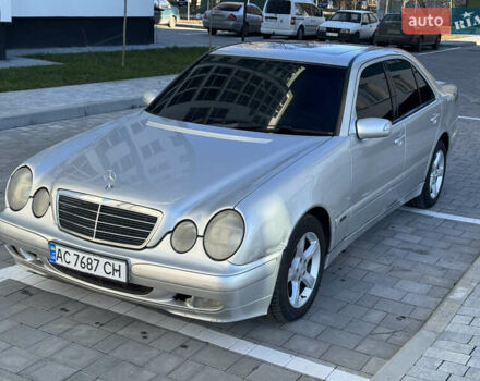 Серый Мерседес Е-Класс, объемом двигателя 3.2 л и пробегом 265 тыс. км за 3700 $, фото 1 на Automoto.ua