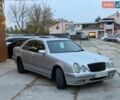 Сірий Мерседес Е-Клас, об'ємом двигуна 2.69 л та пробігом 424 тис. км за 3700 $, фото 2 на Automoto.ua