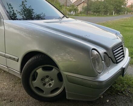 Серый Мерседес Е-Класс, объемом двигателя 2.7 л и пробегом 500 тыс. км за 4150 $, фото 9 на Automoto.ua