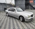 Серый Мерседес Е-Класс, объемом двигателя 2 л и пробегом 530 тыс. км за 3500 $, фото 2 на Automoto.ua