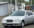 Серый Мерседес Е-Класс, объемом двигателя 2.8 л и пробегом 275 тыс. км за 3800 $, фото 1 на Automoto.ua