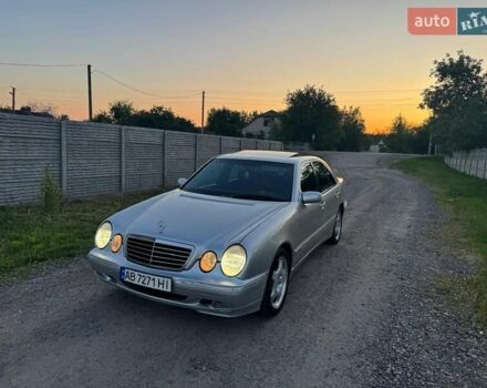 Серый Мерседес Е-Класс, объемом двигателя 2.4 л и пробегом 257 тыс. км за 4100 $, фото 25 на Automoto.ua