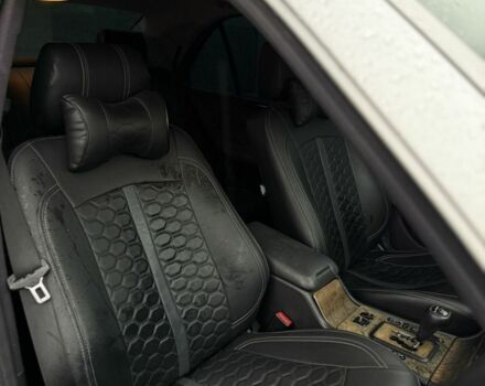 Сірий Мерседес Е-Клас, об'ємом двигуна 2.7 л та пробігом 510 тис. км за 4299 $, фото 19 на Automoto.ua