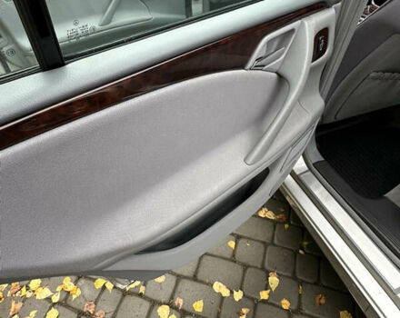 Серый Мерседес Е-Класс, объемом двигателя 2 л и пробегом 88 тыс. км за 10500 $, фото 36 на Automoto.ua