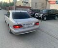 Сірий Мерседес Е-Клас, об'ємом двигуна 2 л та пробігом 435 тис. км за 3100 $, фото 3 на Automoto.ua
