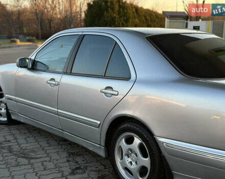 Серый Мерседес Е-Класс, объемом двигателя 2.7 л и пробегом 445 тыс. км за 4550 $, фото 45 на Automoto.ua