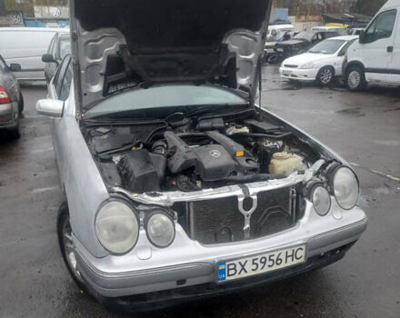 Серый Мерседес Е-Класс, объемом двигателя 2.4 л и пробегом 338 тыс. км за 2999 $, фото 23 на Automoto.ua