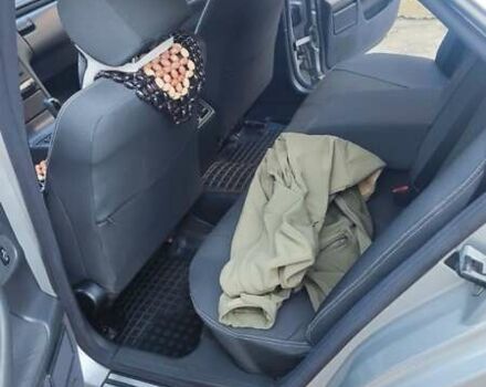 Сірий Мерседес Е-Клас, об'ємом двигуна 2 л та пробігом 389 тис. км за 4000 $, фото 22 на Automoto.ua