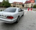 Серый Мерседес Е-Класс, объемом двигателя 3.2 л и пробегом 300 тыс. км за 2999 $, фото 10 на Automoto.ua