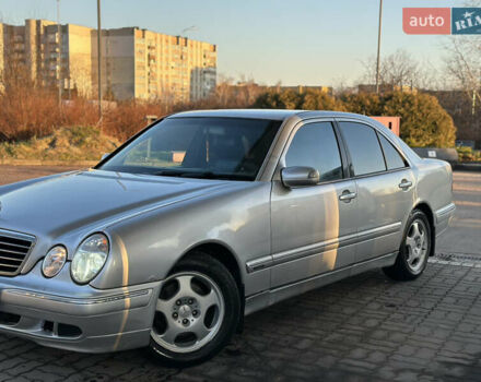 Серый Мерседес Е-Класс, объемом двигателя 2.7 л и пробегом 445 тыс. км за 4550 $, фото 5 на Automoto.ua