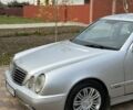 Мерседес Е-Клас 2000 у Сторожинце на Automoto.ua Сірий Мерседес Е-Клас, об'ємом двигуна 2.7 л та пробігом 346 тис. км за 5200 $, фото 3 на Automoto.ua