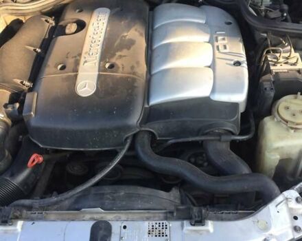 Серый Мерседес Е-Класс, объемом двигателя 2.2 л и пробегом 479 тыс. км за 4500 $, фото 11 на Automoto.ua