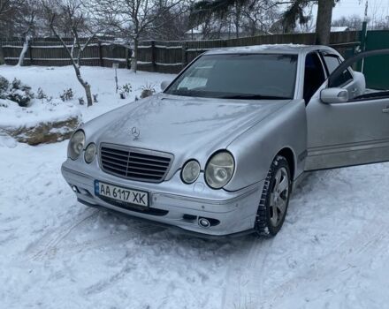 Сірий Мерседес Е-Клас, об'ємом двигуна 4.3 л та пробігом 380 тис. км за 4500 $, фото 2 на Automoto.ua
