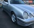 Сірий Мерседес Е-Клас, об'ємом двигуна 2.2 л та пробігом 401 тис. км за 3950 $, фото 4 на Automoto.ua