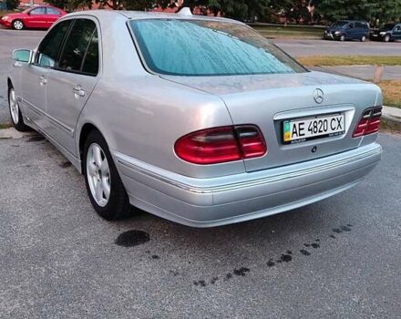 Серый Мерседес Е-Класс, объемом двигателя 2.6 л и пробегом 260 тыс. км за 4400 $, фото 12 на Automoto.ua