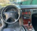 Сірий Мерседес Е-Клас, об'ємом двигуна 2 л та пробігом 358 тис. км за 3300 $, фото 7 на Automoto.ua