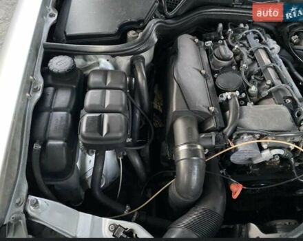 Серый Мерседес Е-Класс, объемом двигателя 2.2 л и пробегом 407 тыс. км за 4750 $, фото 33 на Automoto.ua