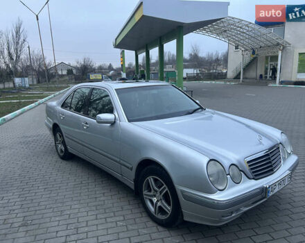 Серый Мерседес Е-Класс, объемом двигателя 2.69 л и пробегом 338 тыс. км за 4400 $, фото 1 на Automoto.ua