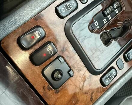 Сірий Мерседес Е-Клас, об'ємом двигуна 2.2 л та пробігом 340 тис. км за 3850 $, фото 38 на Automoto.ua