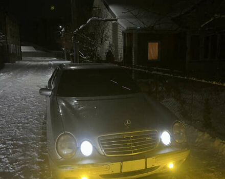 Сірий Мерседес Е-Клас, об'ємом двигуна 3.2 л та пробігом 490 тис. км за 4100 $, фото 1 на Automoto.ua