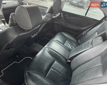 Сірий Мерседес Е-Клас, об'ємом двигуна 4.3 л та пробігом 290 тис. км за 9888 $, фото 9 на Automoto.ua