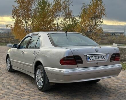 Мерседес Е-Клас 2000 у Сторожинце на Automoto.ua Сірий Мерседес Е-Клас, об'ємом двигуна 2.7 л та пробігом 346 тис. км за 5200 $, фото 5 на Automoto.ua