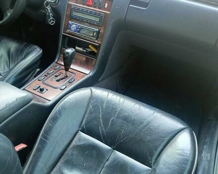 Сірий Мерседес Е-Клас, об'ємом двигуна 2.2 л та пробігом 364 тис. км за 3500 $, фото 16 на Automoto.ua