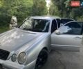 Серый Мерседес Е-Класс, объемом двигателя 2.2 л и пробегом 407 тыс. км за 4750 $, фото 19 на Automoto.ua