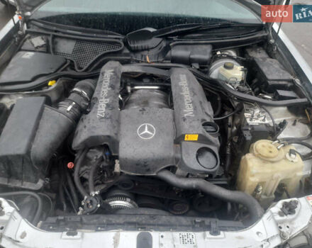Сірий Мерседес Е-Клас, об'ємом двигуна 2.4 л та пробігом 338 тис. км за 2299 $, фото 18 на Automoto.ua