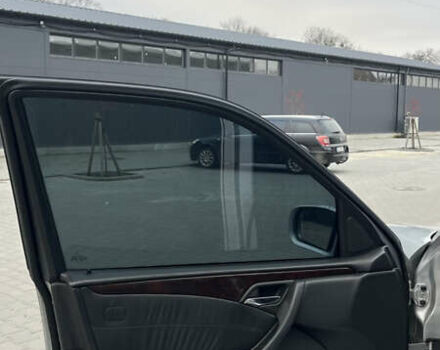 Серый Мерседес Е-Класс, объемом двигателя 3.2 л и пробегом 328 тыс. км за 6200 $, фото 19 на Automoto.ua